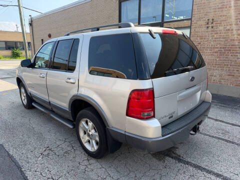 2004 Ford Explorer XLT