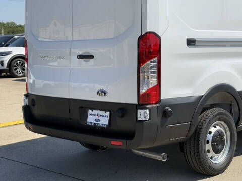 2025 Ford Transit 250