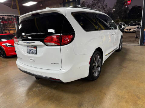 2018 Chrysler Pacifica Limited