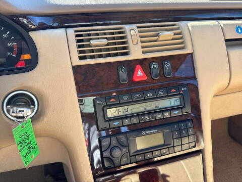 2001 Mercedes-Benz E-Class E 320