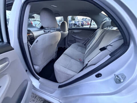 2013 Toyota Corolla LE