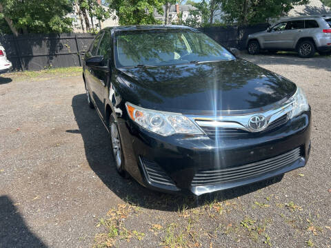 2014 Toyota Camry LE