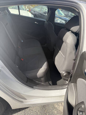 2017 Chevrolet Cruze LT Auto