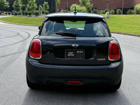 2016 MINI Hardtop 2 Door Cooper