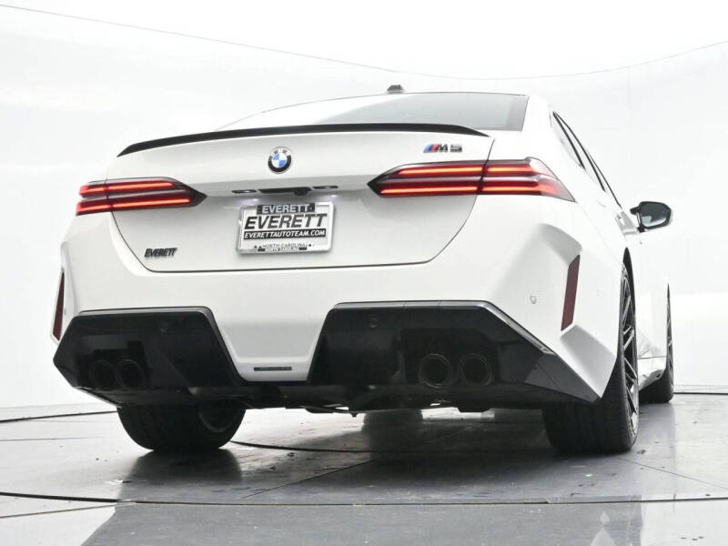 2025 BMW M5