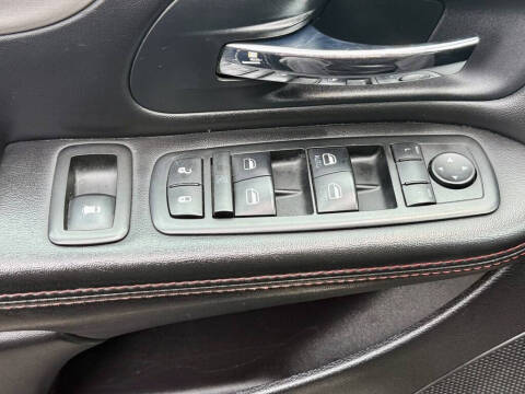 2013 Dodge Grand Caravan R/T