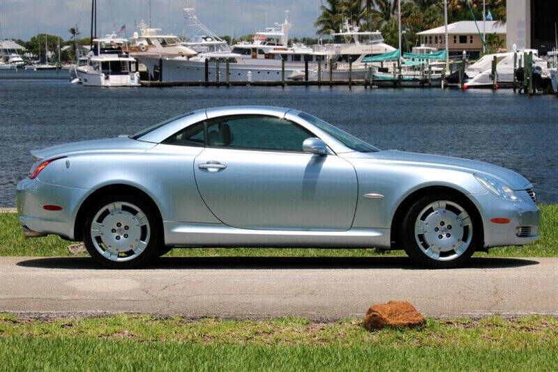 2004 Lexus SC 430