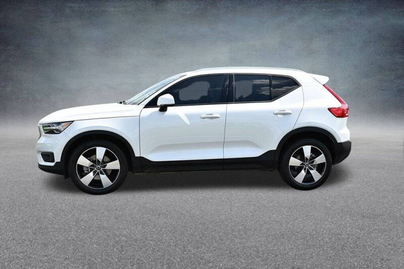 Used 2021 Volvo XC40 Momentum with VIN YV4AC2HK1M2576054 for sale in Lafayette, LA