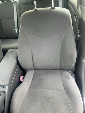 2011 Toyota Prius Two