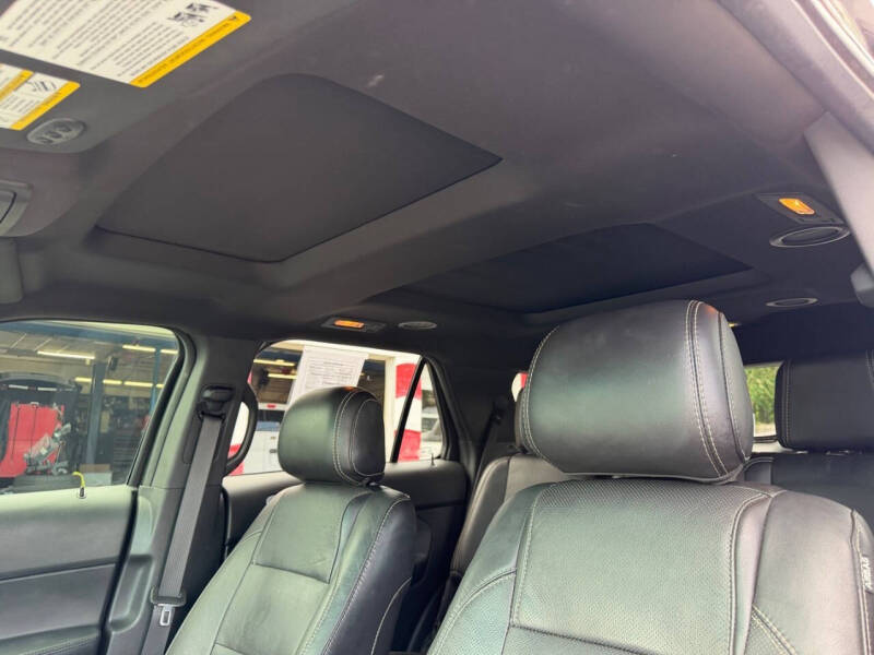 2014 Ford Explorer Sport