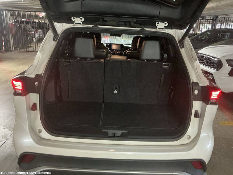 2021 Toyota Highlander XSE