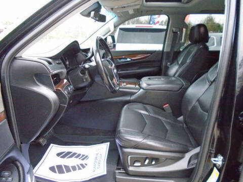 2018 Cadillac Escalade Luxury