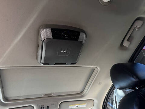 2010 Cadillac Escalade Luxury