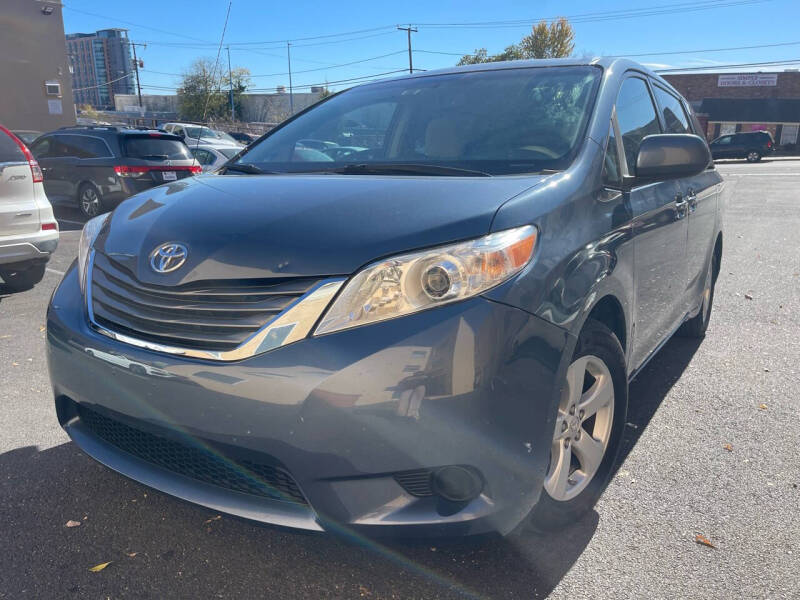 2014 Toyota Sienna for sale at Alexandria Auto Sales in Alexandria VA