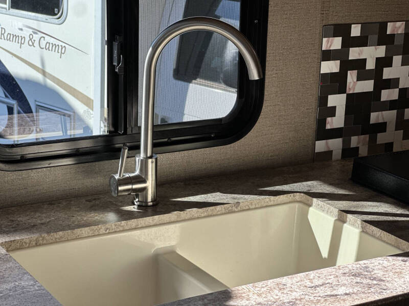 2019 Winnebago Outlook