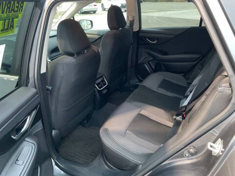 2022 Subaru Outback Premium