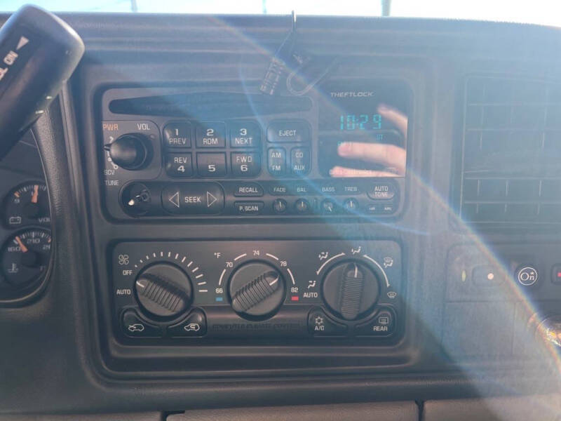 2002 Chevrolet Tahoe