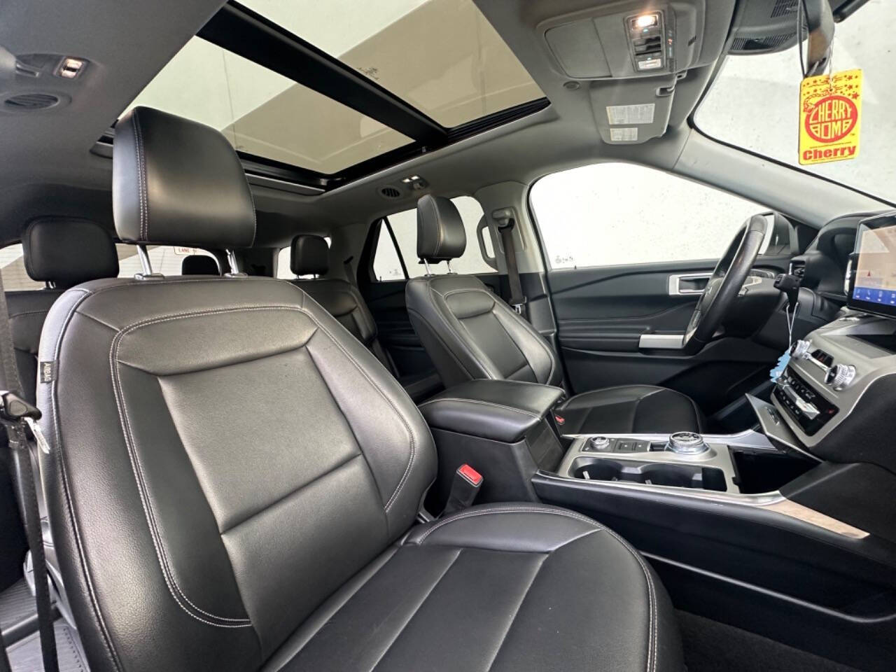 2021 Ford Explorer for sale at Phoenix Motor Co in Romulus, MI