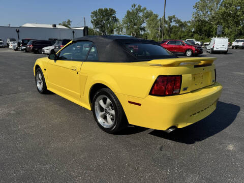 2002 Ford Mustang GT Deluxe