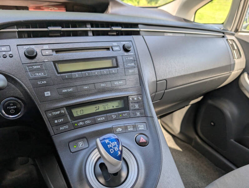 2010 Toyota Prius II