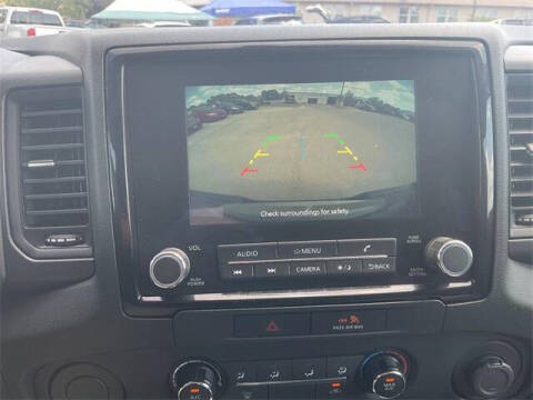 2022 Nissan Frontier S