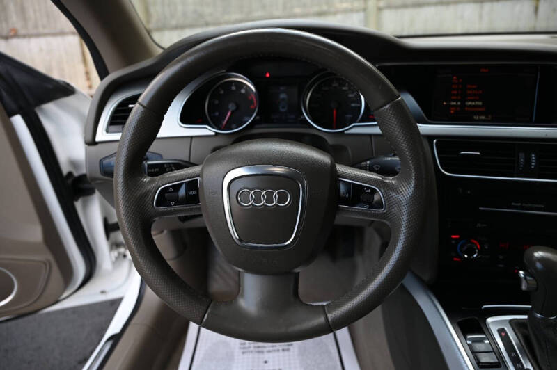 2011 Audi A5 2.0T quattro Prestige