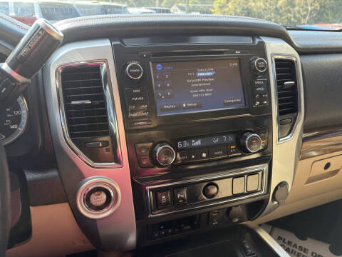 2016 Nissan Titan XD SL