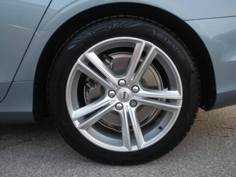 2018 Volvo S90 T5 Momentum