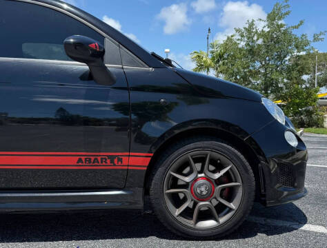2015 FIAT 500 Abarth