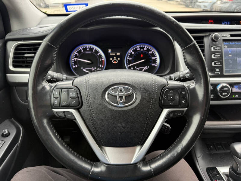 2017 Toyota Highlander Limited