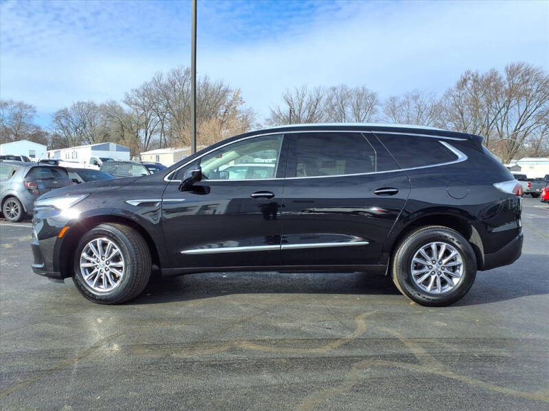 2023 Buick Enclave Essence