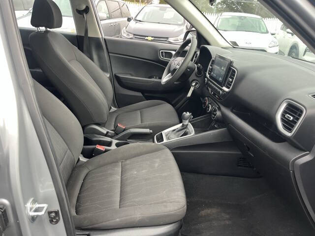 2021 Hyundai Venue SE