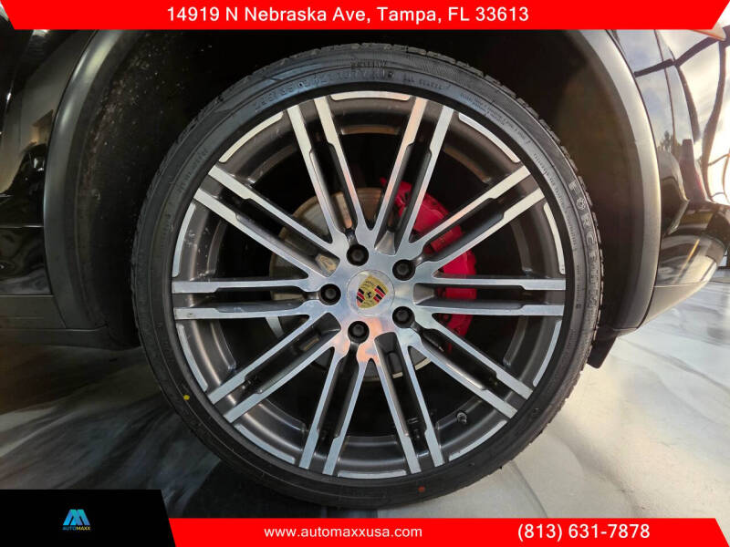 2016 Porsche Cayenne S