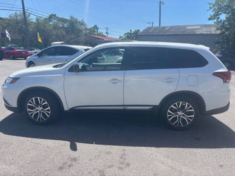 2016 Mitsubishi Outlander ES