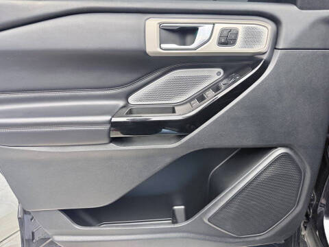 2022 Ford Explorer Platinum