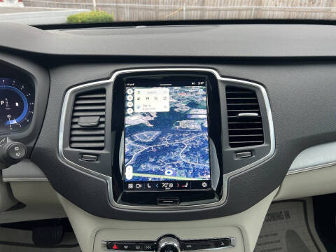 2024 Volvo XC90 B5 Core Bright Theme