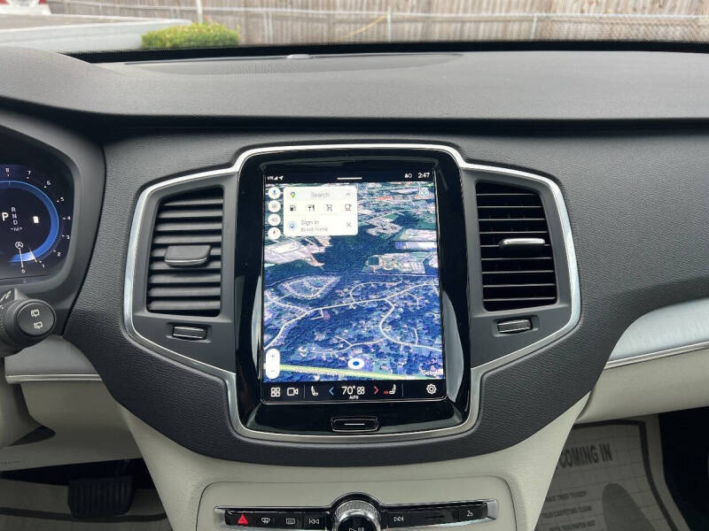 2024 Volvo XC90 B5 Core Bright Theme