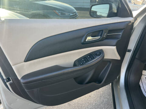 2015 Chevrolet Malibu LT