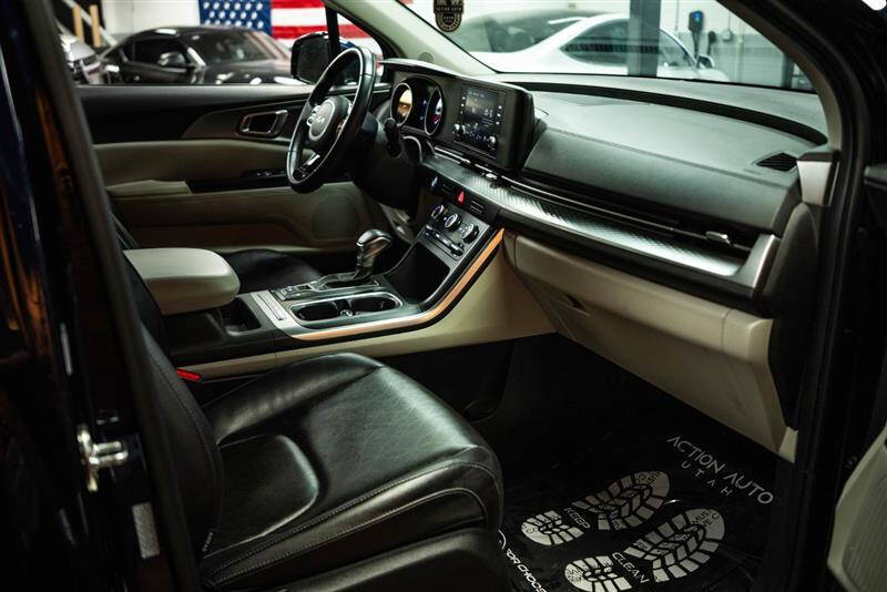 2024 Kia Carnival