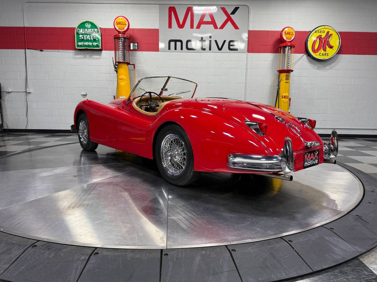 1956 Jaguar XK 140 Roadster 11
