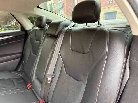 2014 Ford Fusion Hybrid Titanium