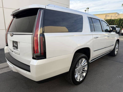 2016 Cadillac Escalade ESV Platinum