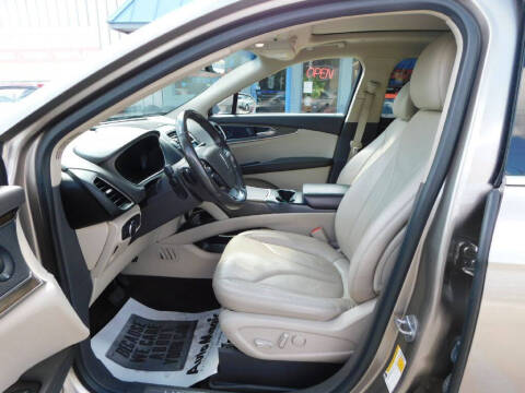 2019 Lincoln Nautilus Reserve