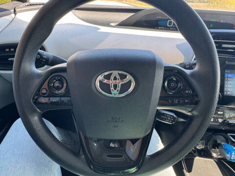 2019 Toyota Prius XLE