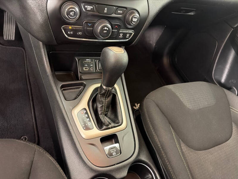 2017 Jeep Cherokee Latitude