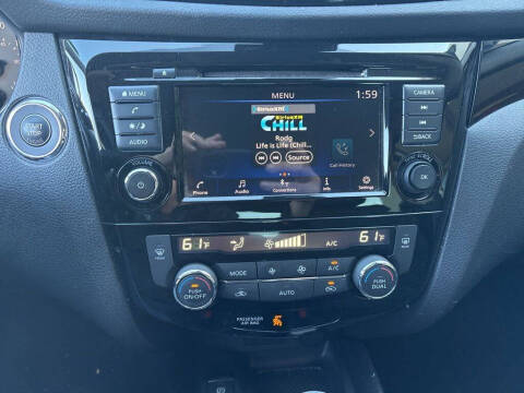 2022 Nissan Rogue Sport SV