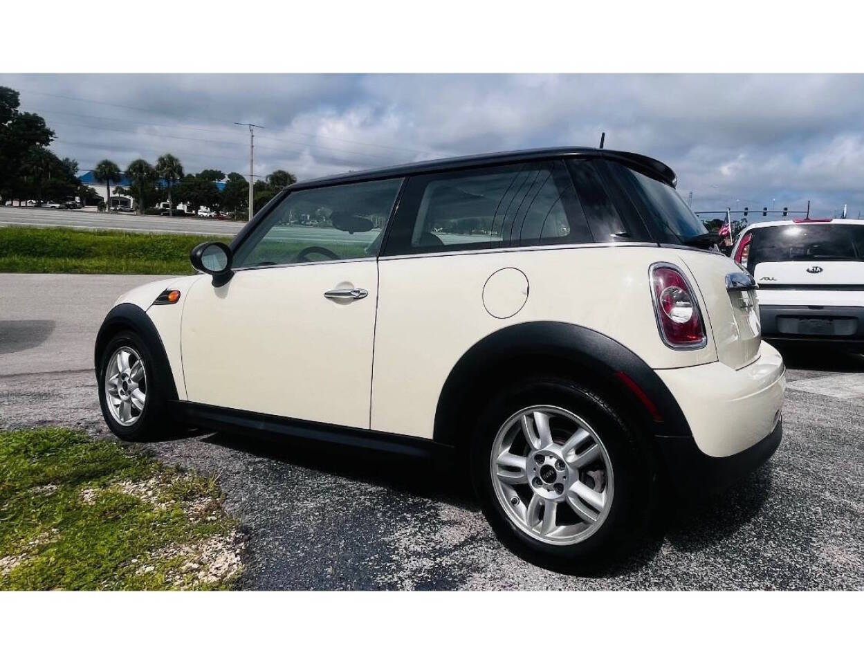 2013 MINI Hardtop for sale at Primary Auto Mall in Fort Myers, FL