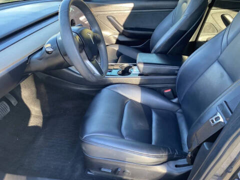 2020 Tesla Model 3 Standard Range Plus