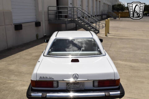 1987 Mercedes-Benz 560-Class 560 SL