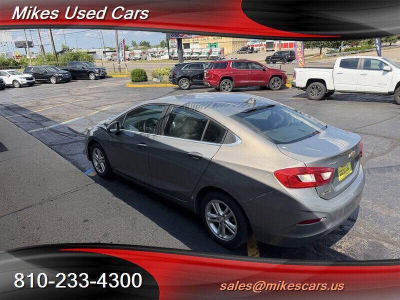 2017 Chevrolet Cruze LT Auto